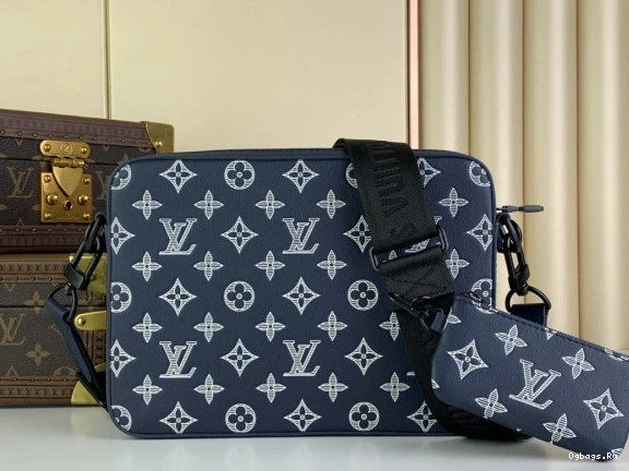 Nano LOUIS cm VUITTON Alpha-24*16*8 0105